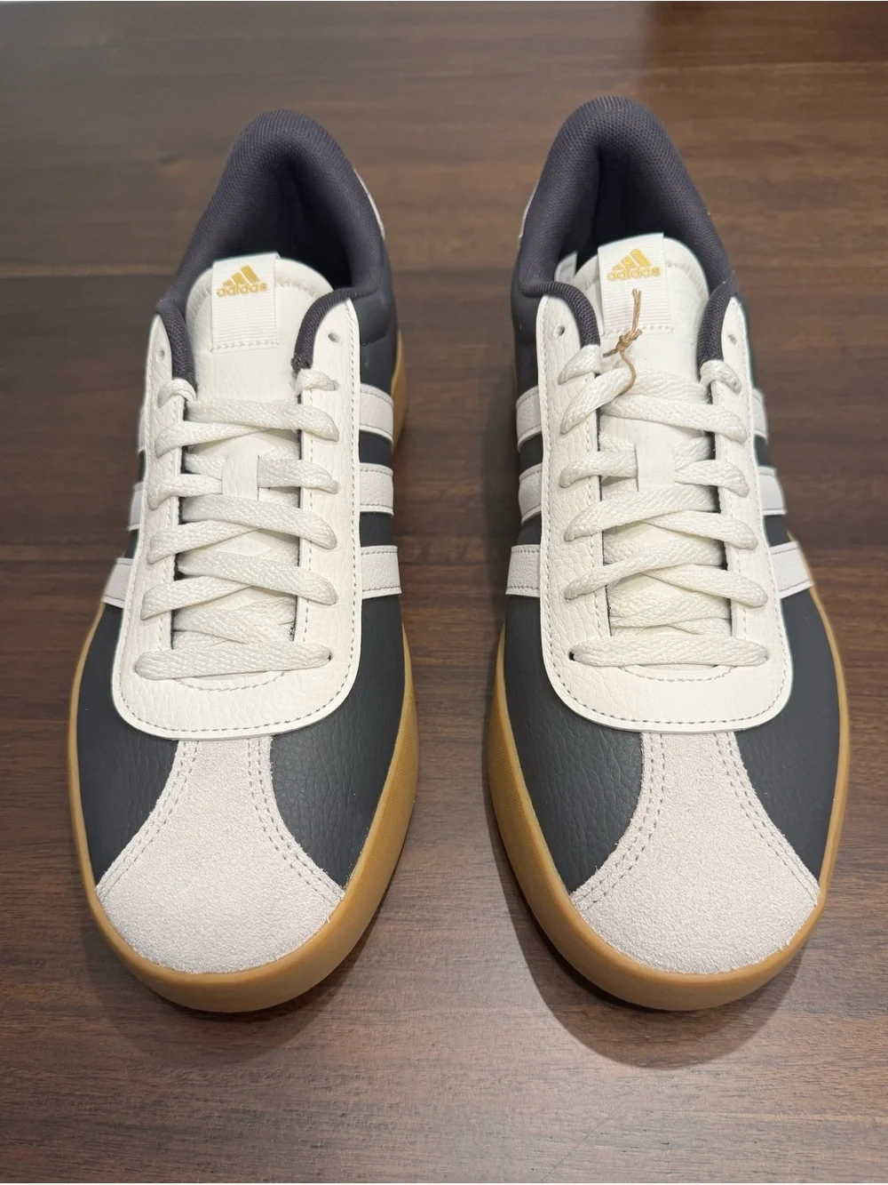 adidas VL Court 3.0 in black and white with gum sole - Picture 2 of 4